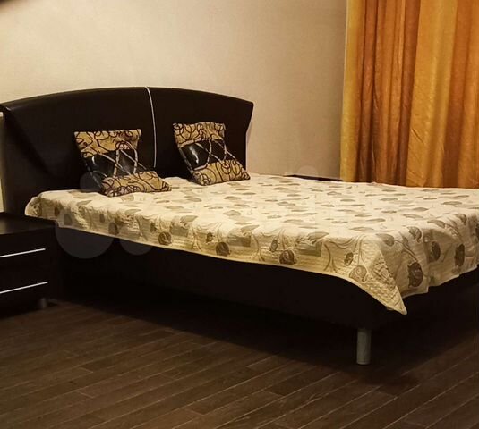 2-к. квартира, 82 м², 4/15 эт.