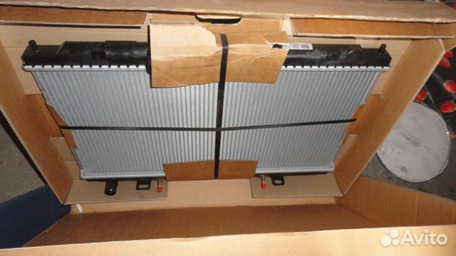 Радиатор охлаждения Nissan Primera P12 AT