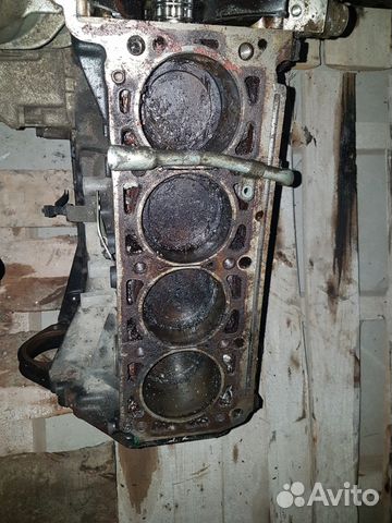 Шорт-блок двигателя 2,0 для MB C 200 W202