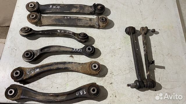 Подвеска заднего подрамника Mercedes Benz W210