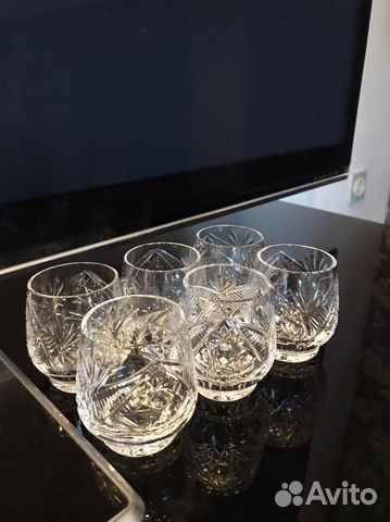 Хрустальные рюмки бочонки новые