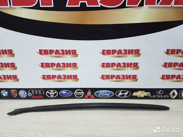 Молдинг лобового стекла правый BMW 3-Series F30