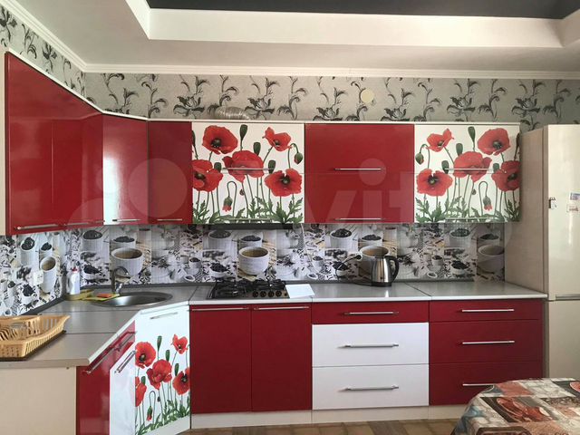 Дом 180 м² на участке 5 сот.