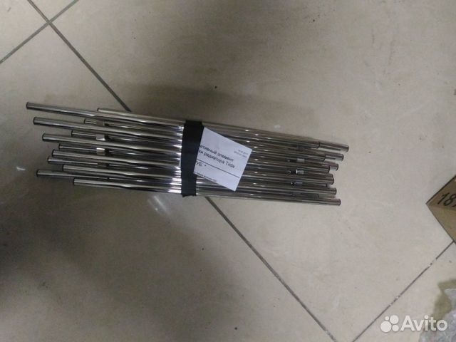 Декоративная решётка радиатора Nissan C11