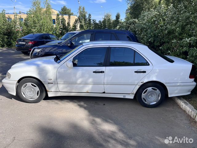 Mercedes-Benz C-класс 1.8 AT, 2000, 231 000 км