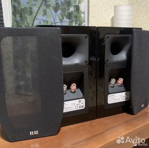 Редкие Elac BS243.2 High Gloss (Рояльный лак)