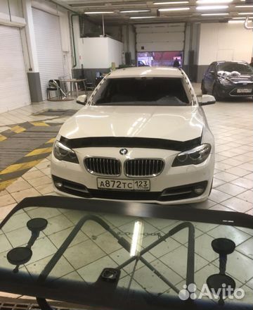 Лобовое стекло бмв ф10