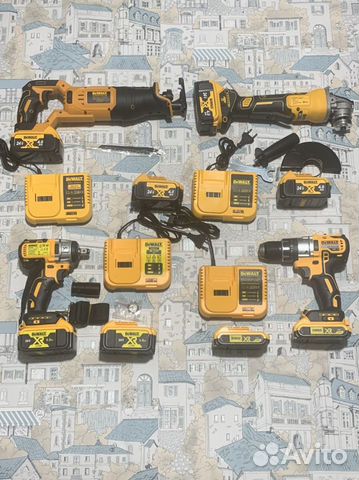 Набор аккумуляторного инструмента dewalt новые