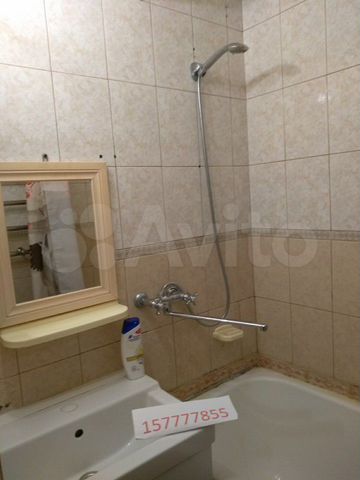 2-к. квартира, 50 м², 4/9 эт.