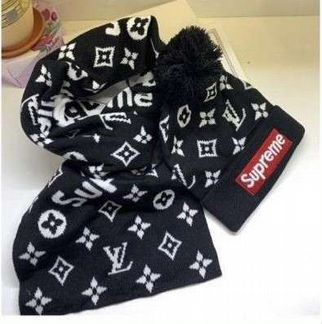 Комплект шапка и шарф