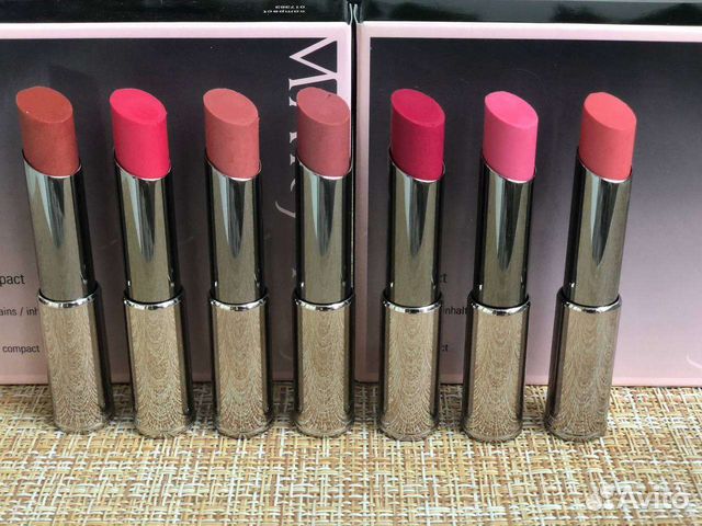 Помада Мери Кей