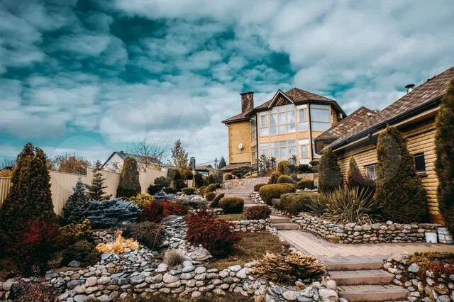 Коттедж 274,1 м² на участке 21,9 сот.