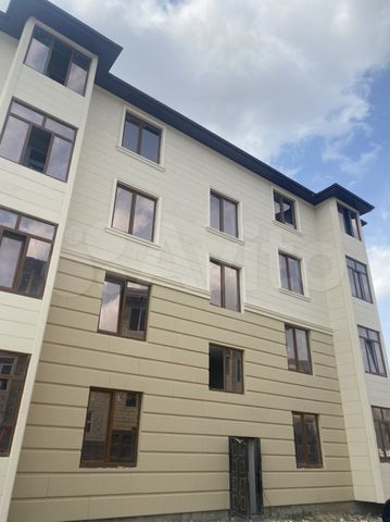 3-к. квартира, 80 м², 1/4 эт.