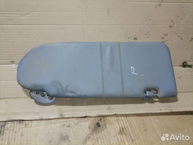 Солнцезащитный козырек право Тойота Краун GS131