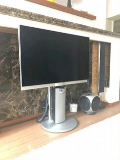 Акустика Bang & Olufsen с телевизором