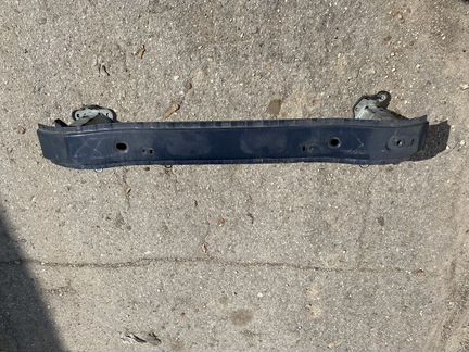 Усилитель переднего бампера Volvo S40, Volvo V50