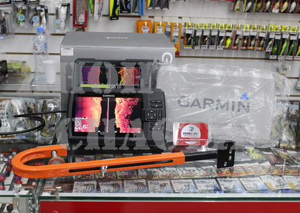 Garmin Striker 7SV Vivid+крышка+держатель датчика
