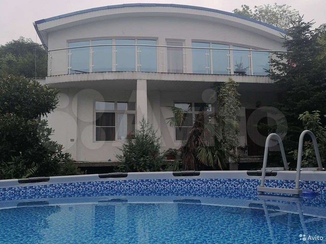 Дом 100 м² на участке 8 сот.