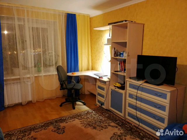 Компьютерный стол со шкафом