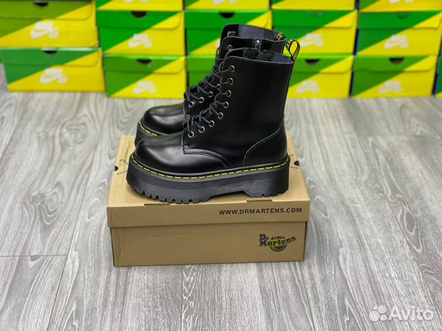 Dr. Martens Jadon