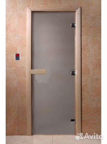 Стеклянная дверь в баню, сауну