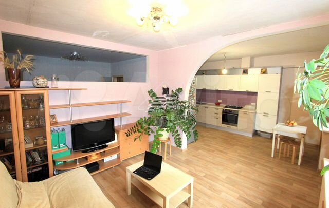 2-к. квартира, 84,6 м², 1/10 эт.