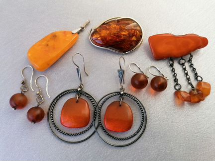 Янтарь, желток, серьги броши кулон серебро СССР