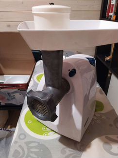 Мясорубка Daewoo DI 1925S