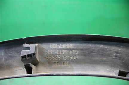 Накладка крыши задняя правая Nissan Qashqai J11