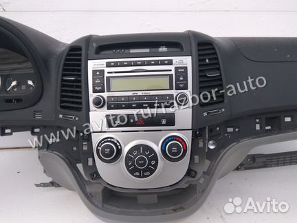 Панель приборов Hyundai Santa Fe 2006-2009 1492