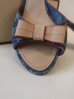 Босоножки Louis Vuitton