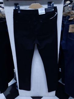 Женские джинсы в чёрном цвете