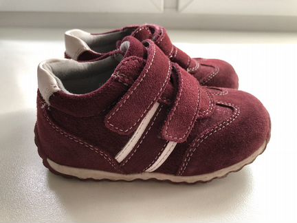 Кроссовки замшевые, 24 размер