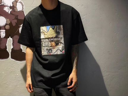 Футболка Balenciaga