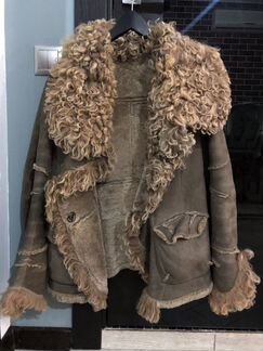 Женская короткая дубленка, размер M