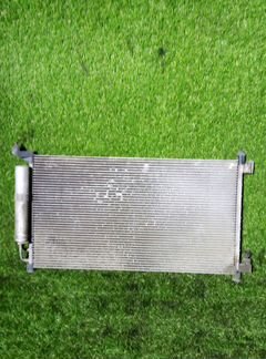 Радиатор кондиционера Nissan Tiida C11