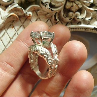 Серебряное кольцо с горным хрусталем