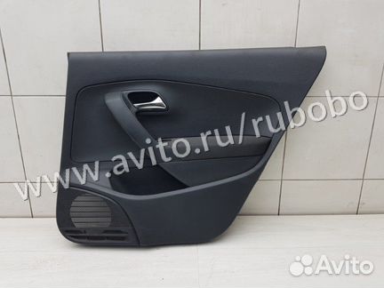 Обшивка двери задняя правая Vw Polo Sedan 5 cfna