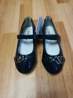 Туфли новые Favaretti