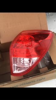 Фонарь задний toyota RAV4 05-08