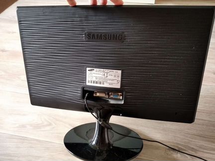 Монитор Samsung