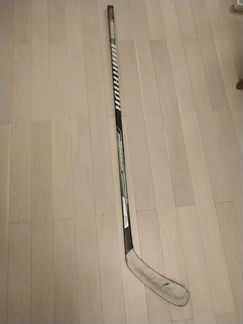 Клюшка хоккейная.б/у. левый хват warrior covert ot