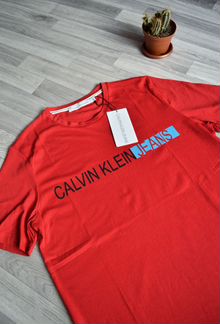 Футболка новая Calvin Klein (Оригинал)