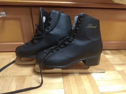 Коньки фигурные 39 размер