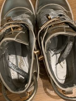 Кроссовки-ботинки лакированные