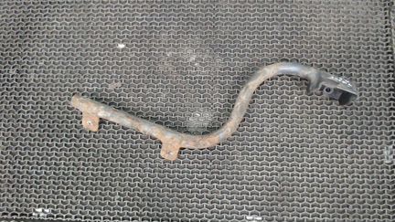 Кронштейн (лапа крепления), Крыла правый передний