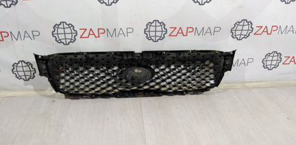 Решетка радиатора Kia Sorento UM
