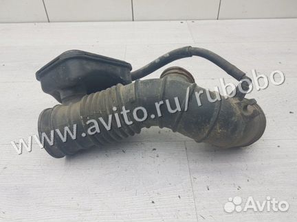 Патрубок воздушный Mitsubishi Galant 9 4G69 2005