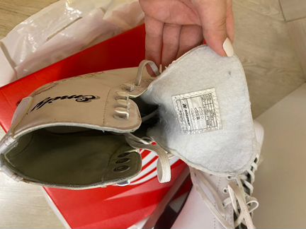 Коньки 36-37 размер, белые