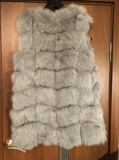 Меховая жилетка